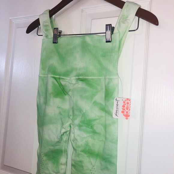 Free people sports bra and legging set (Xs/S) - Picture 7 of 9